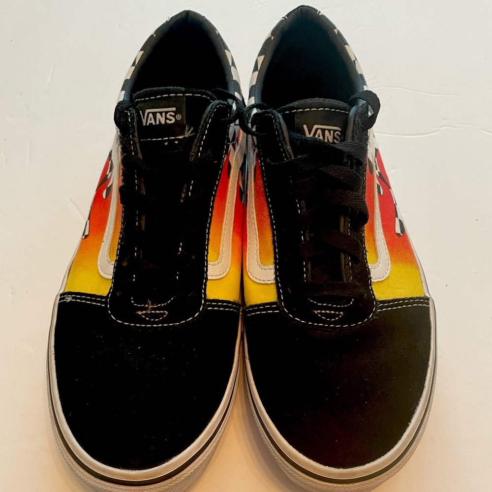 Cool Vans 6.5 kicks. MOTORSPORTS